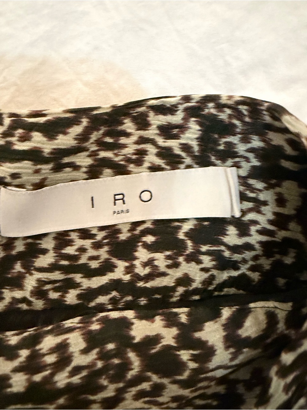 Iro 100% Silk Skirt Womens Size 38 Asymmetrical Sheer Leopard Print Animal - Picture 4 of 6